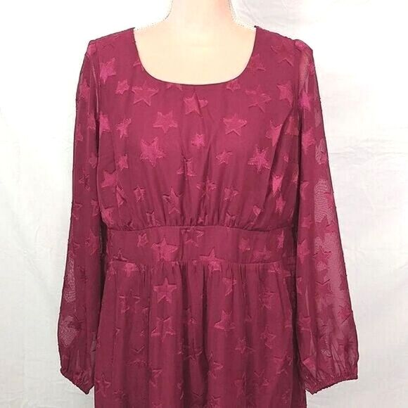 Torrid Burgundy Stars Clip Dot Chiffon Tiered Midi Dress Size 10 NWT - Picture 7 of 17